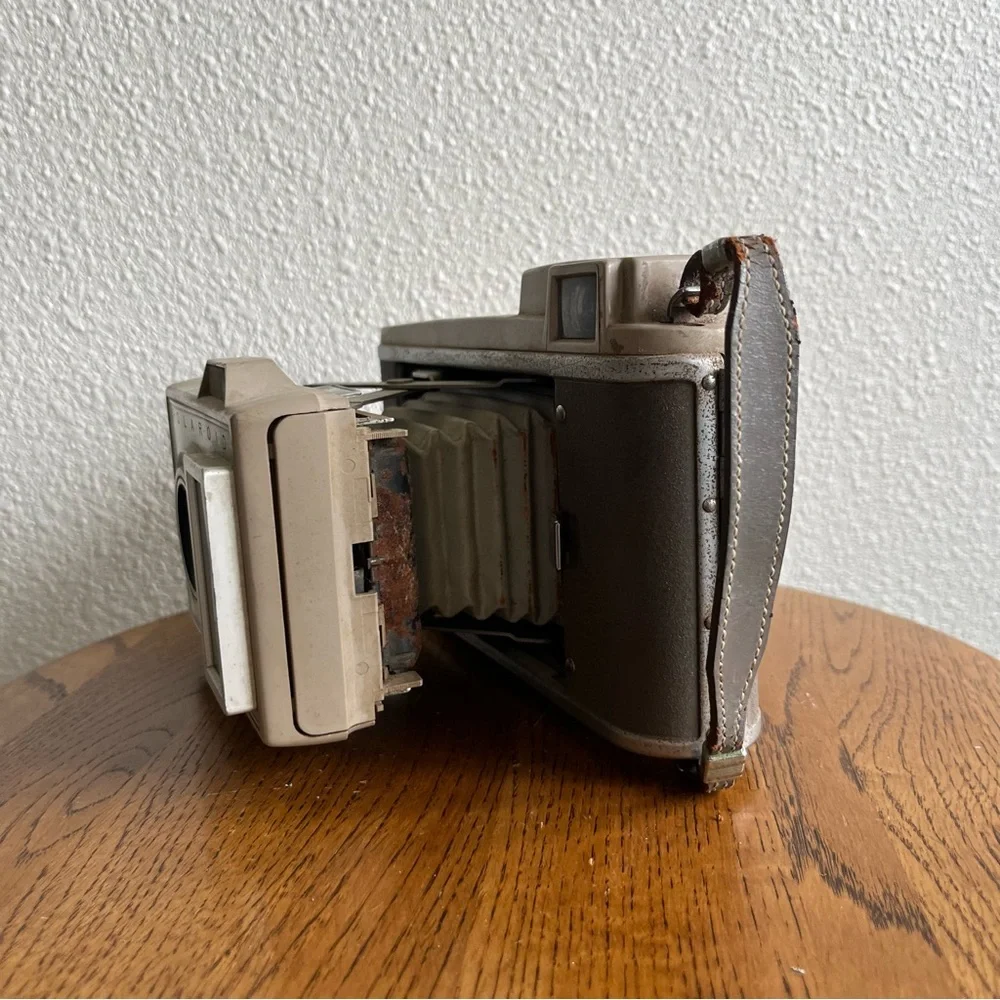 Polaroid Land J33 Film Camera